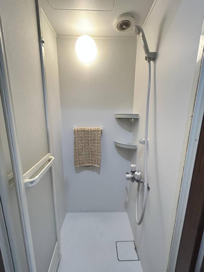 ホステル今鶴 四人部屋 302号室 Osaka Esterno foto