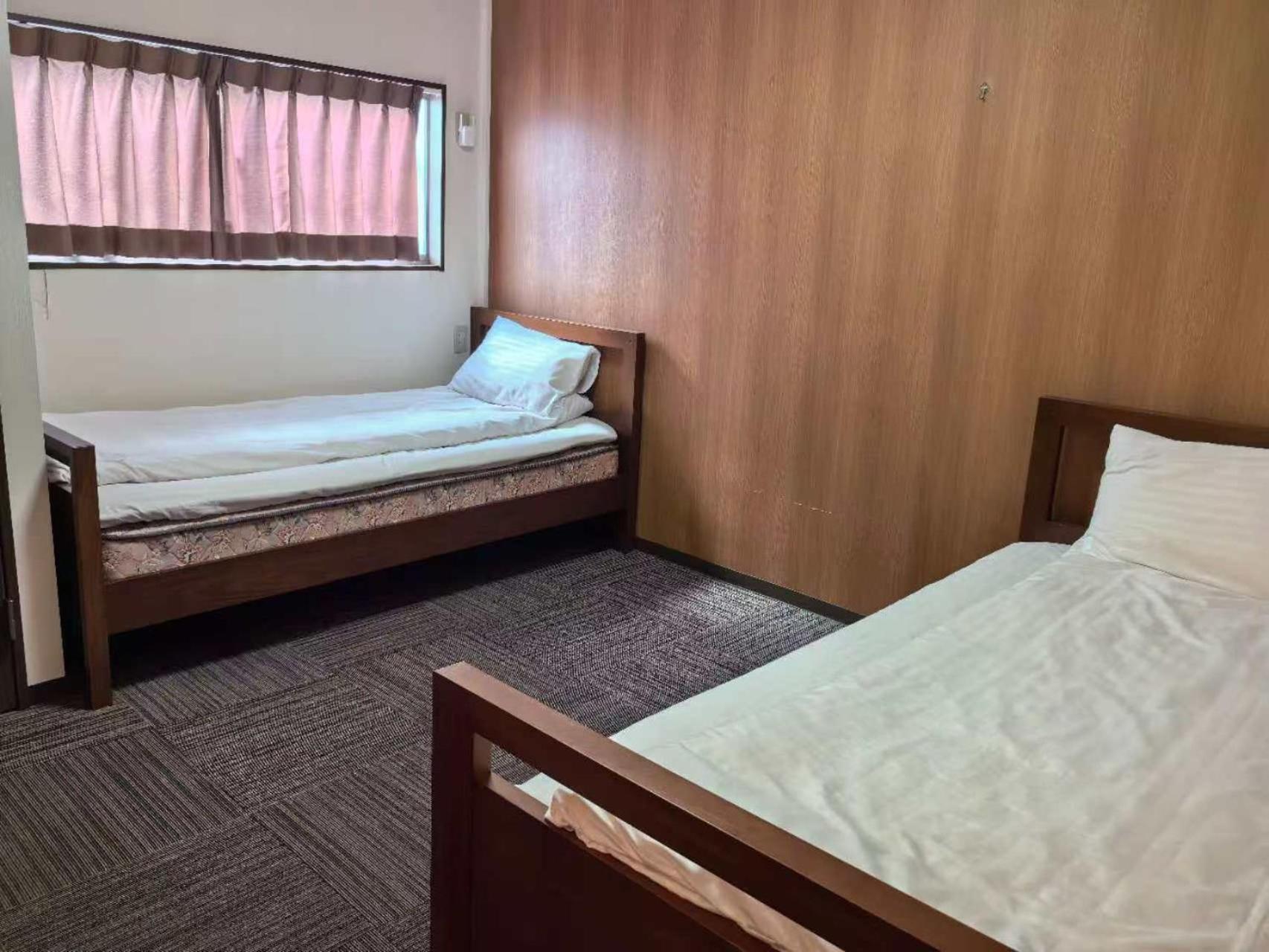 ホステル今鶴 四人部屋 302号室 Osaka Esterno foto